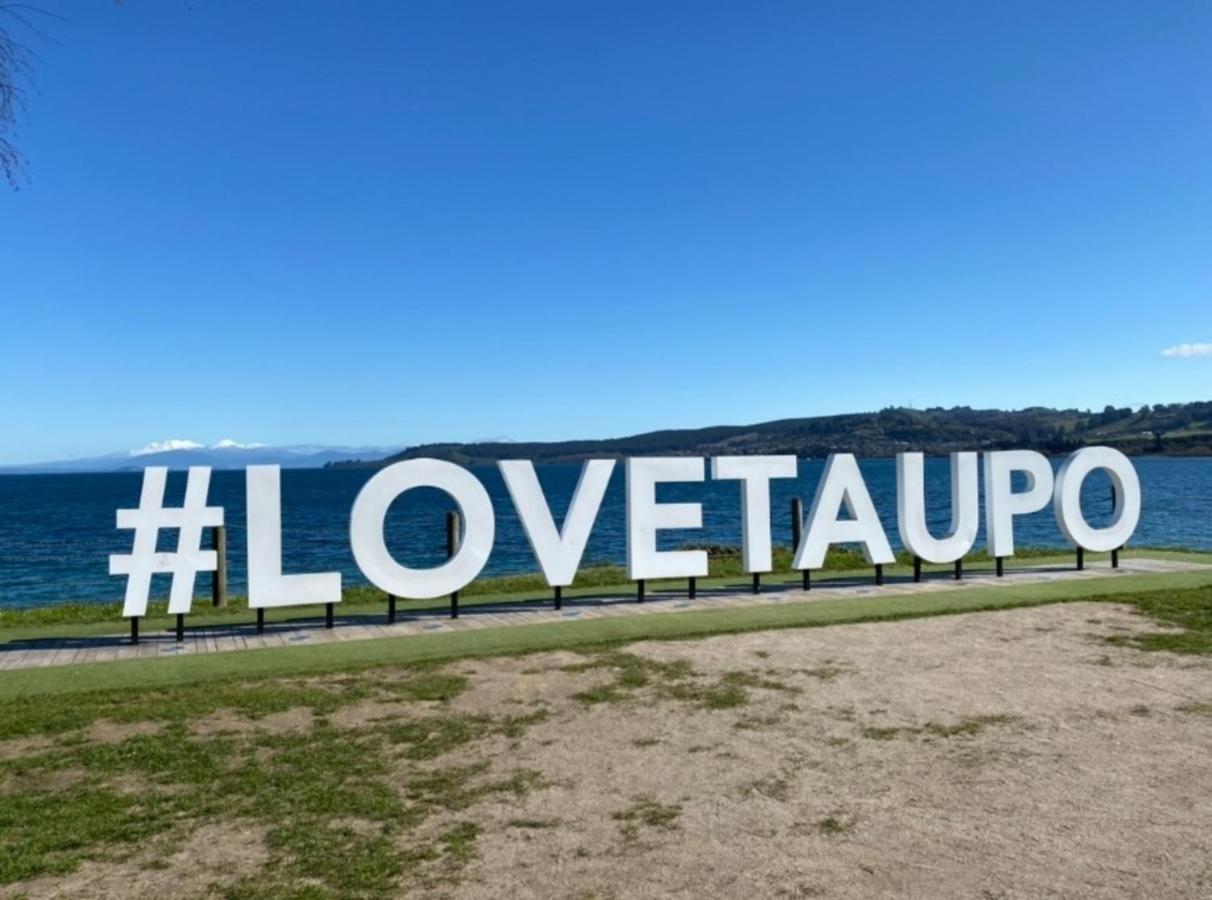 Lake Taupo Motor Inn Exterior photo